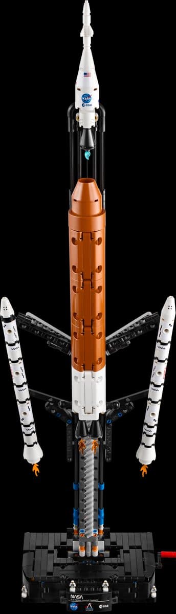 NASA Artemis 太空發射系統火箭